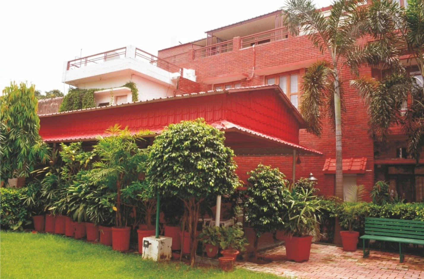 Garden within the Maharishi Yoga Ashram, Haridwar