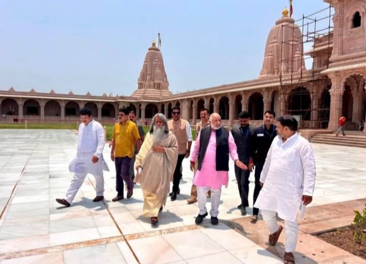 At the Ram Mandir complex